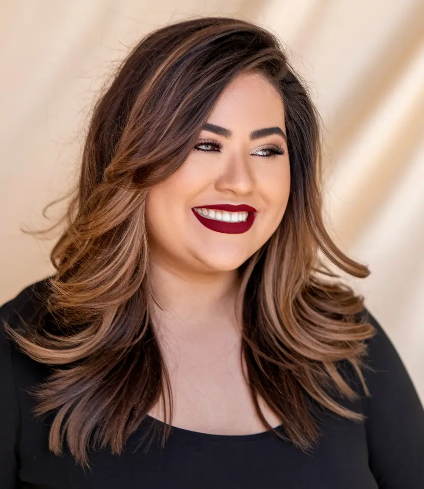 Chic Haircuts for Plus Size Women This Fall 2025