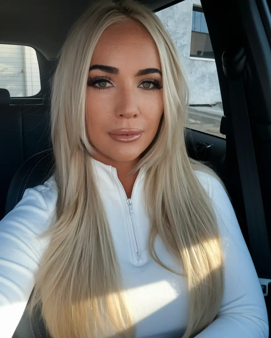 Golden Fall Hair Color for Blondes in 2025 Butter Blonde Curtain Layers