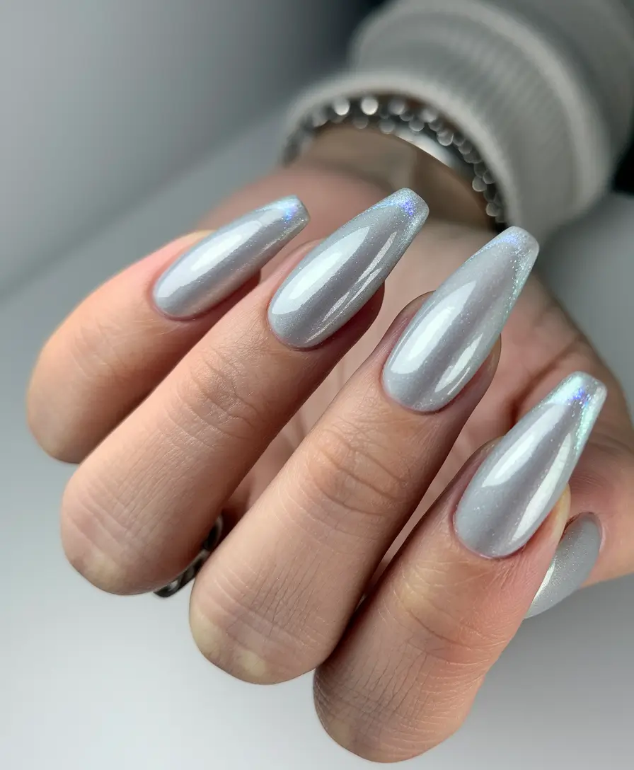 2025 Fall Nail Colors for Medium Skin Silver Frost Glow