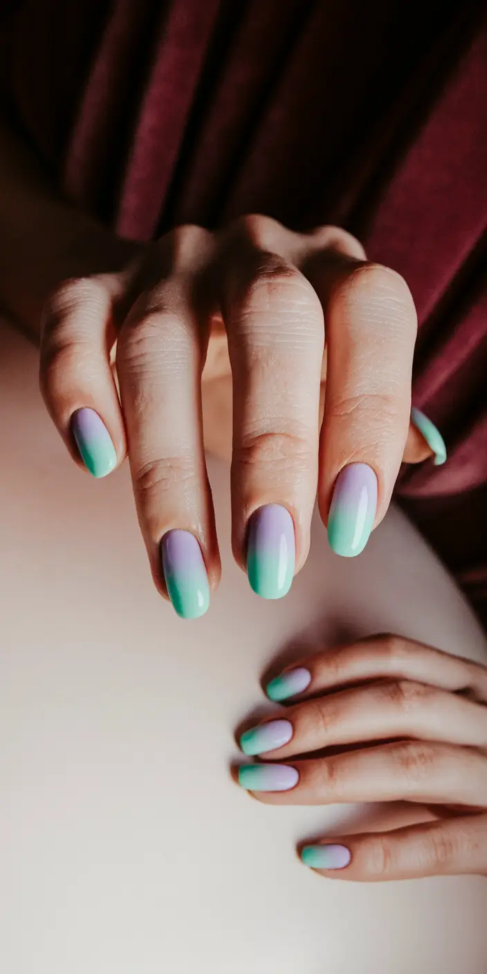 2025 Short Fall Nail Trends Cool Gradient in Mint and Lilac