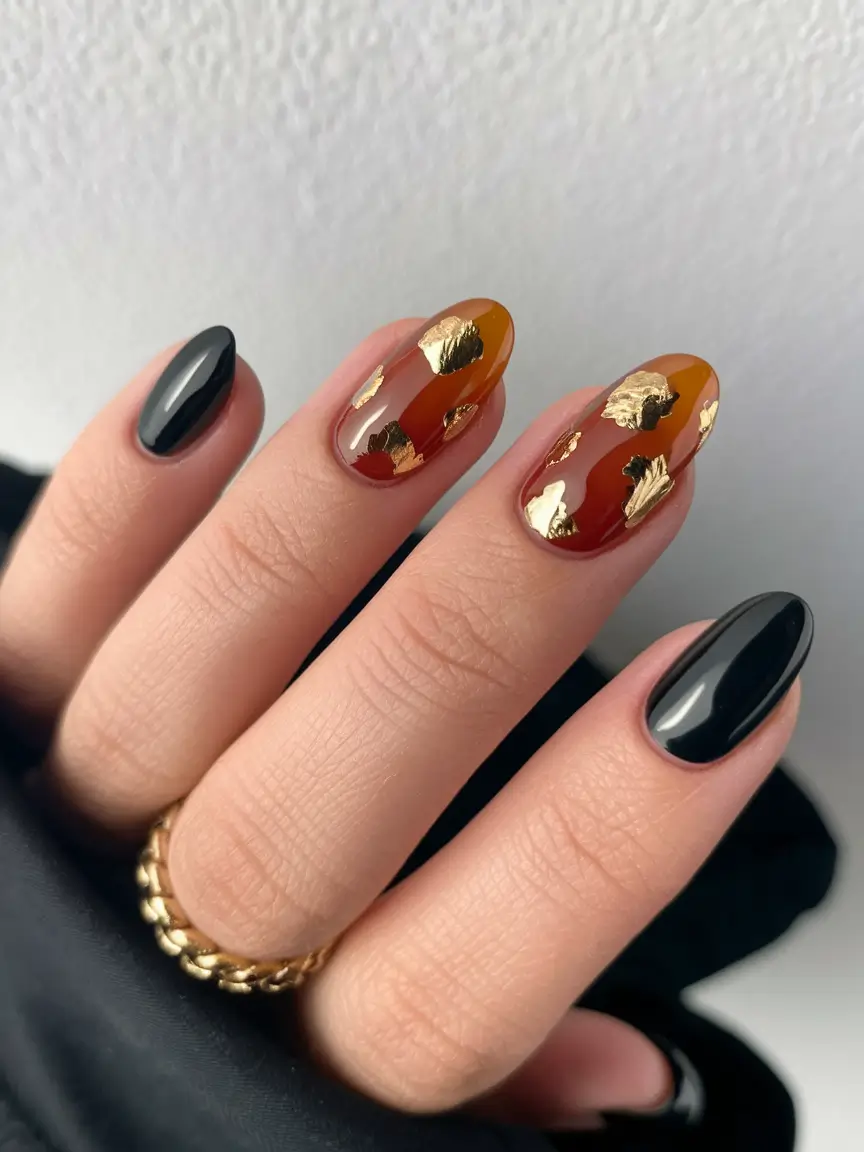 2025 Short Fall Nail Trends Molten Amber & Gold Foil Drama