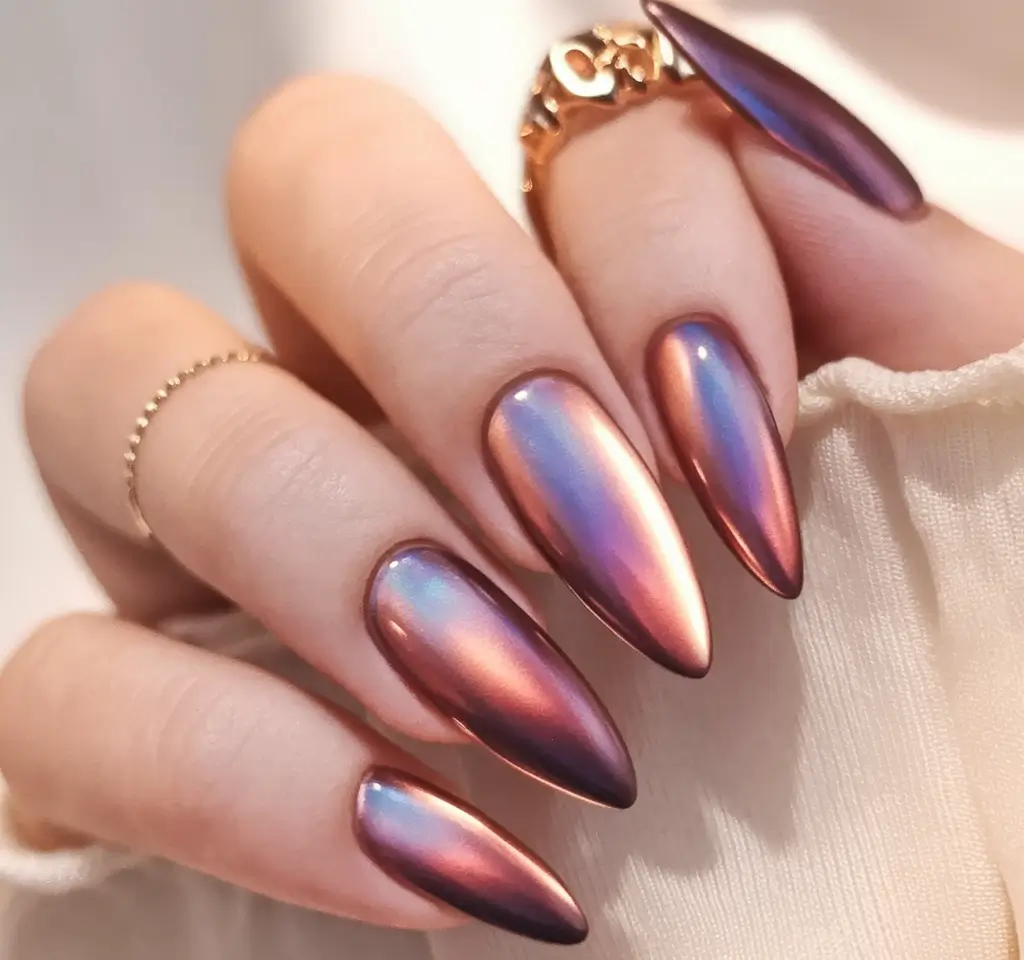 Fall 2025 Nail Colors for Fair Skin Bronzed Sunset Chrome