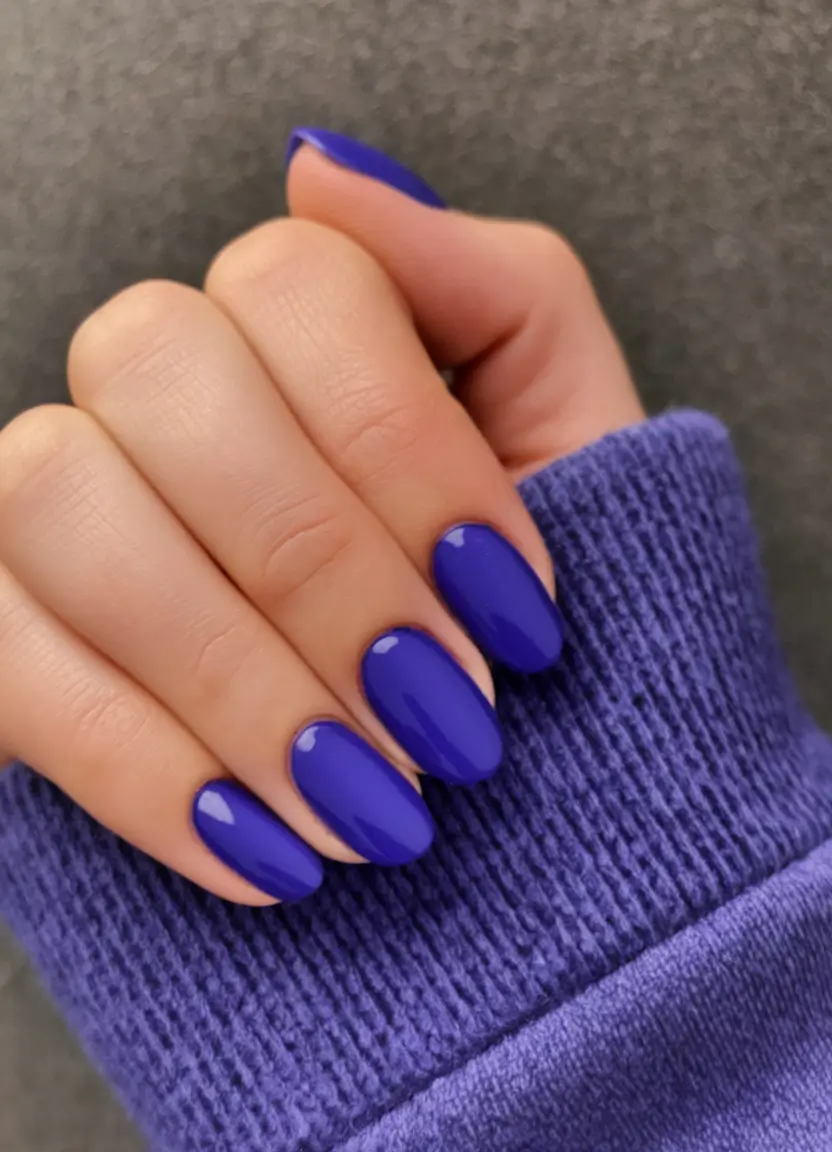 Fall 2025 Round Nail Designs Cobalt Confidence