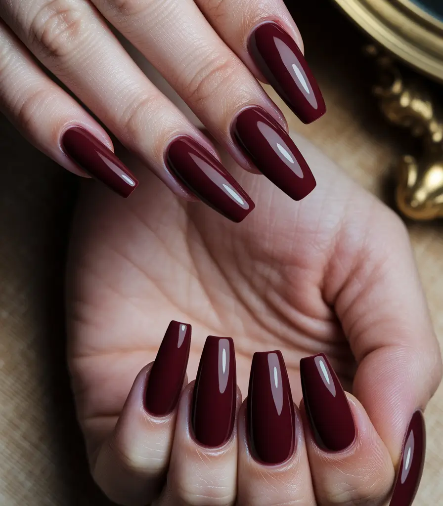 Fall Coffin Nail Designs 2025 Classic Burgundy You’ll Wear on Repeat