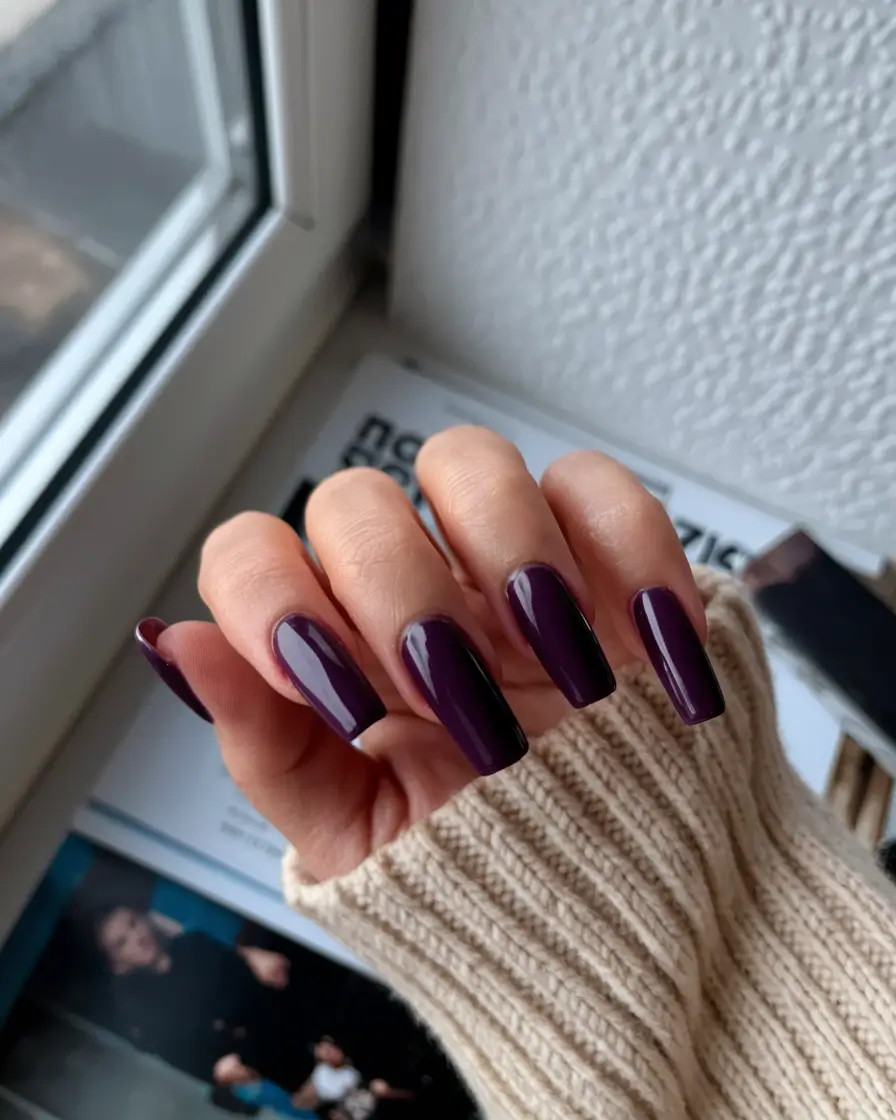 Fall Nail Colors 2025: Ideas for Women Over 50 Rich Plum Drama