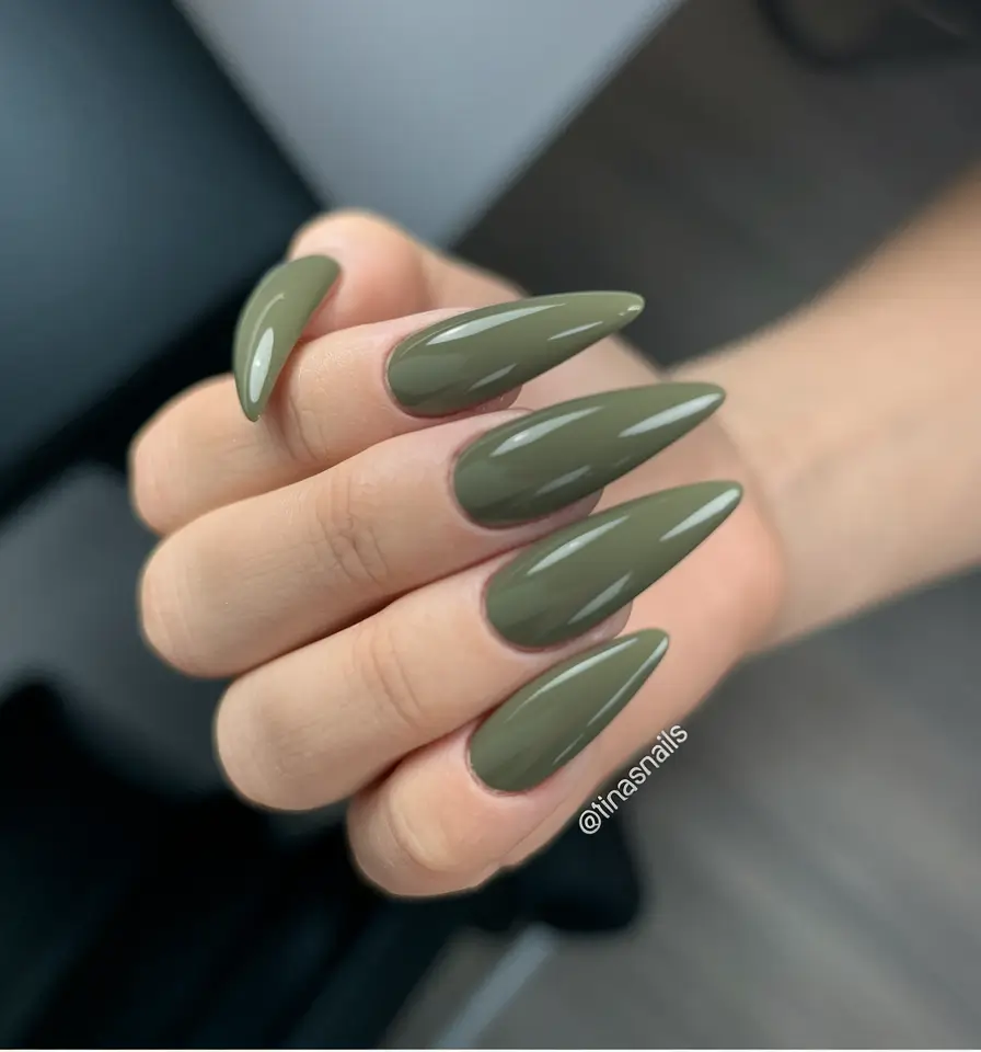 Fall Stiletto Nail Designs 2025 Olive Green Edge