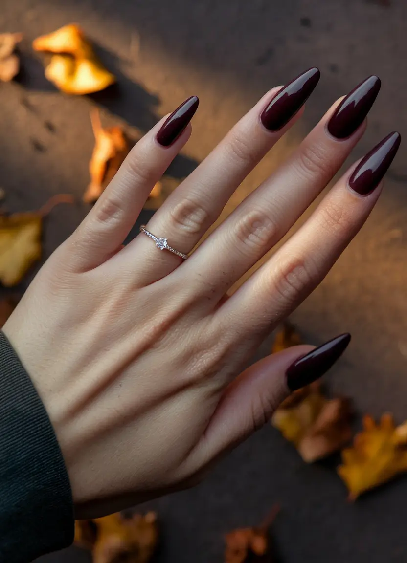 Modern Fall Manicure Ideas 2025 Soft Gradient Glow