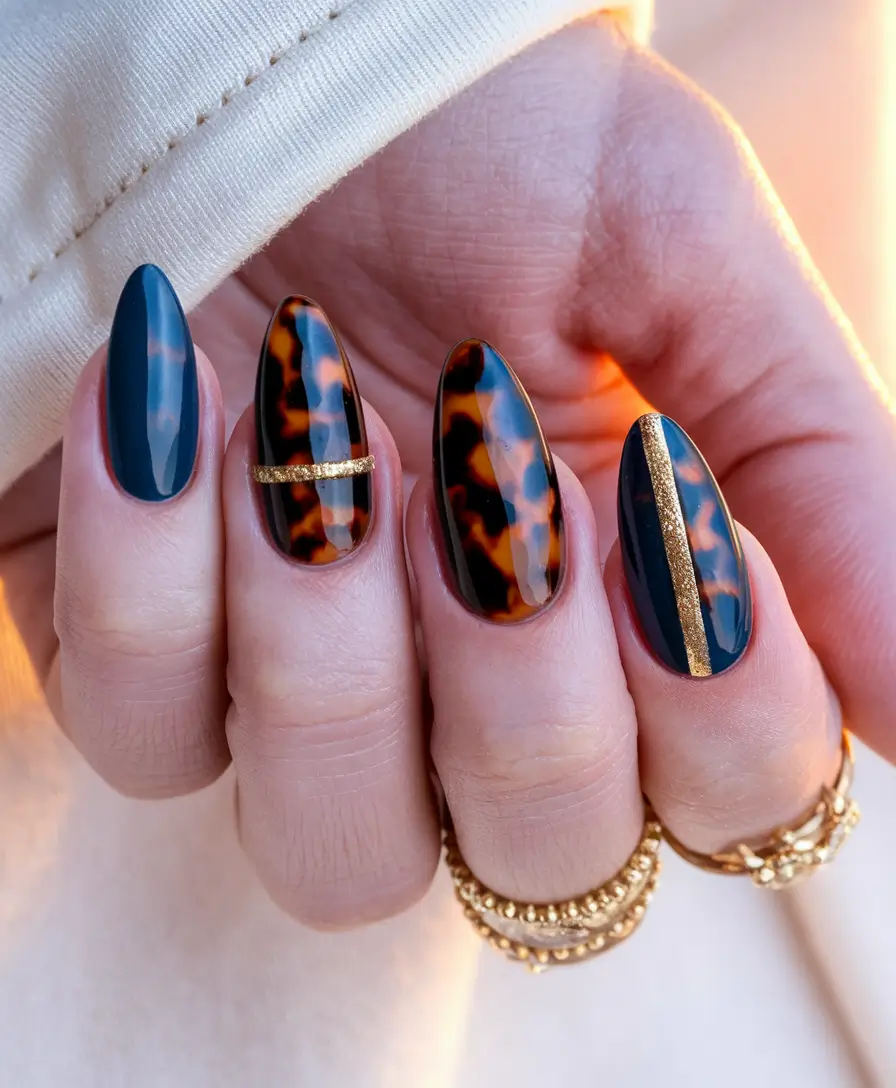 Stylish Brown Fall Nails 2025 Tortoiseshell Luxe