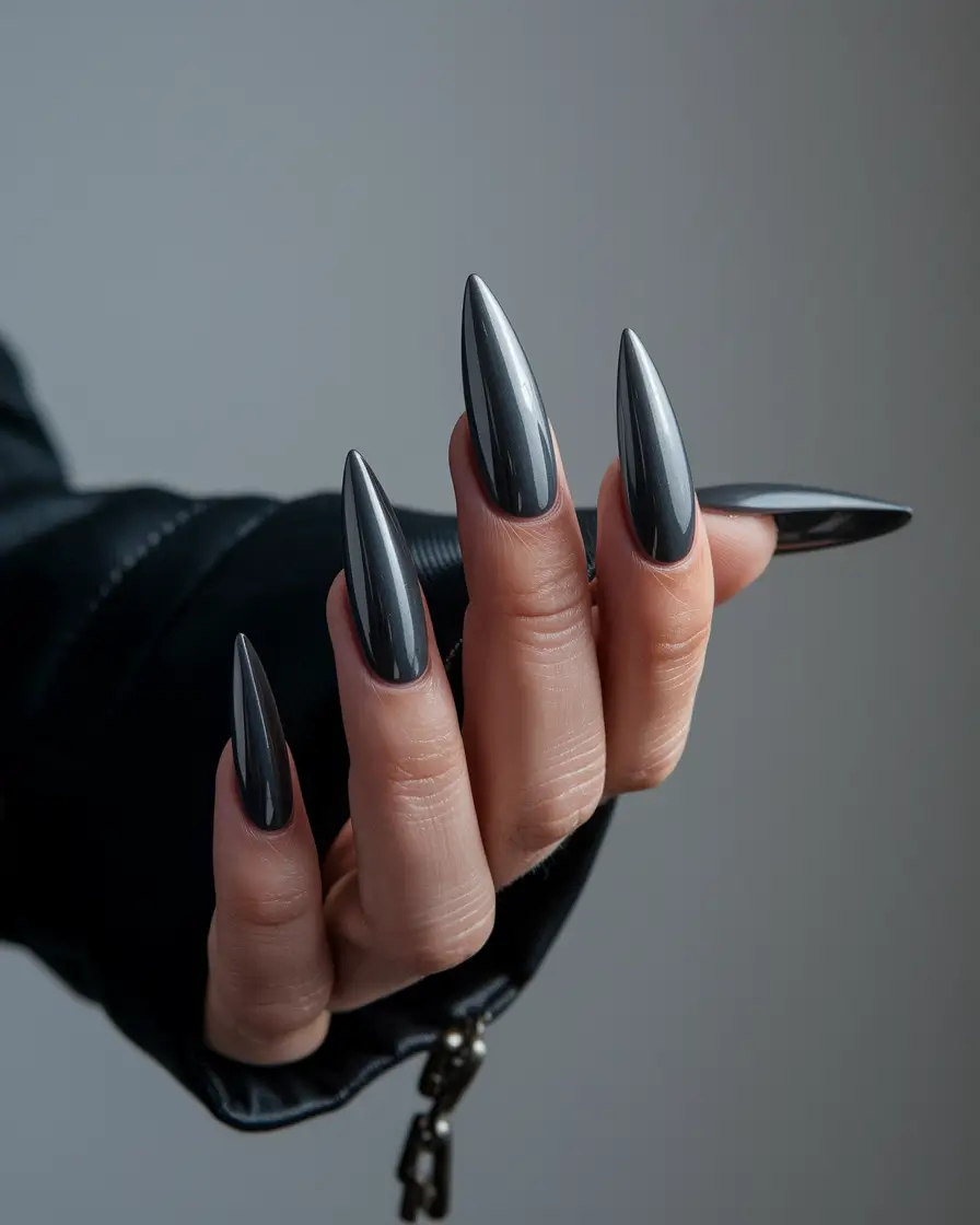 Dark Fall Nails 2025 Gunmetal Chrome Drama
