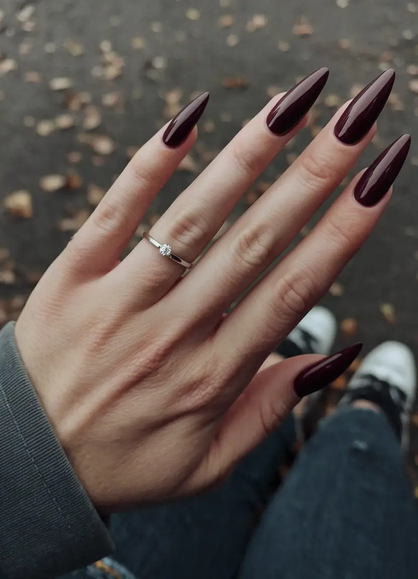 October 2025 Nail Colors Ideas: Best Gel Polish, Fall Dip & Inspo