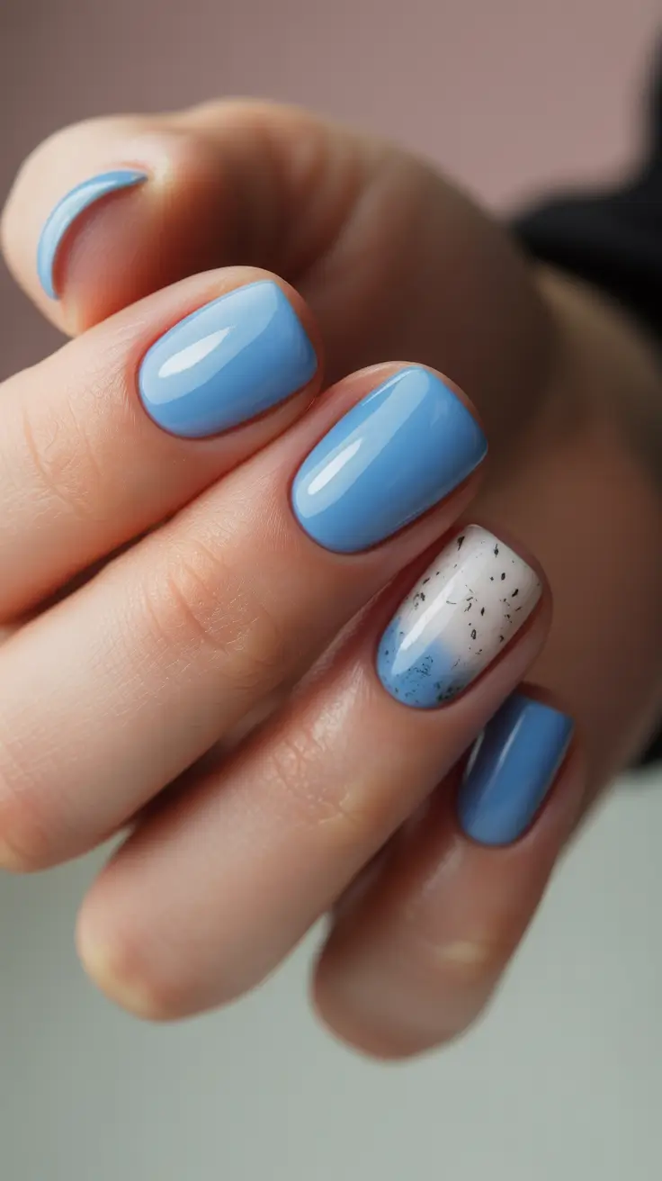 Winter 2025-2026: Nails Ideas Frosted Sky