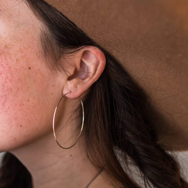 accessory 14K Gold Lightweight Hoop Earrings Etsy - SunlightSilver $27.2