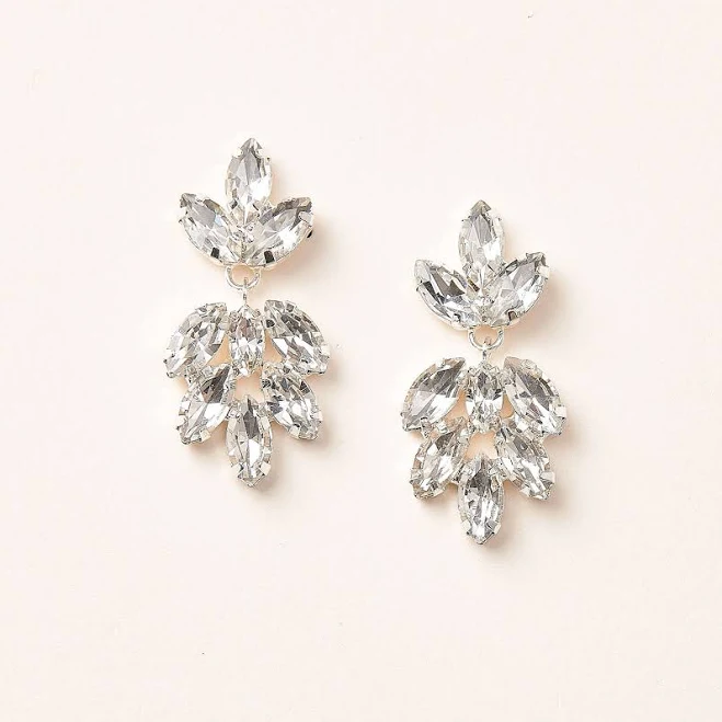 accessory Crystal Dangle Earrings Etsy - DarethColburnDesigns $38.4