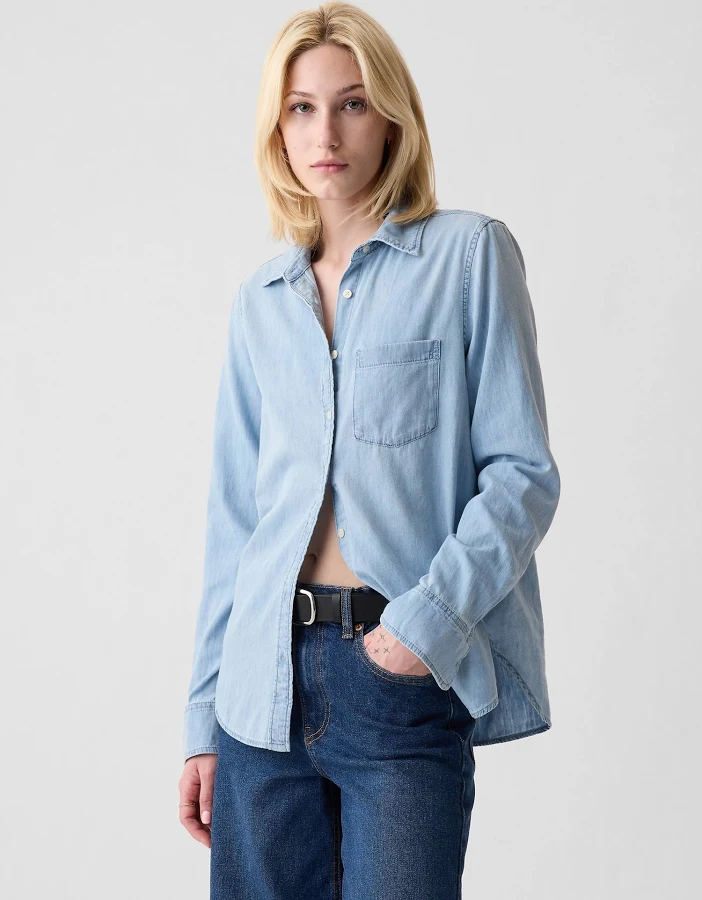top Gap Women's Organic Cotton Denim Classic Shirt Gap $35