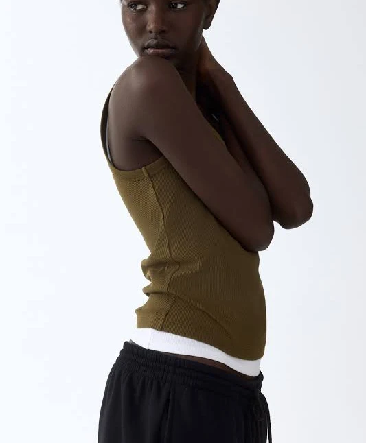 top H&M Ladies Ribbed Tank Top H&M $9.99