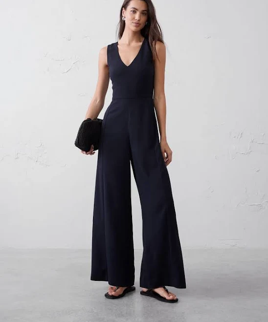 Preppy Women's Crepe V-Neck Jumpsuit