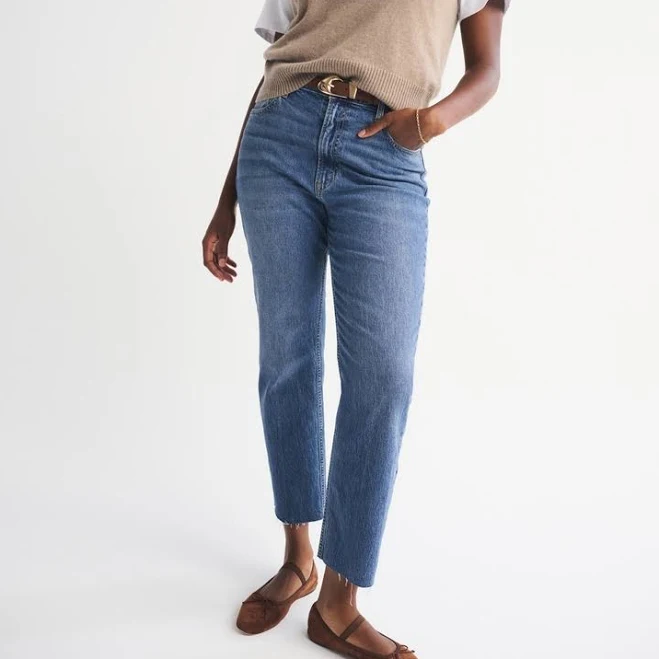 Abercrombie & Fitch Women's Ultra High Rise Ankle Straight Jean