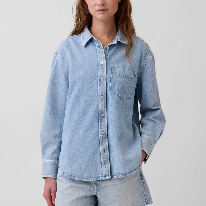Gap Women's Ultrasoft Oversized Denim Shirt