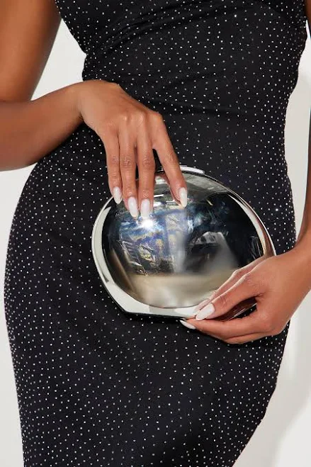 Fashion Nova Women's Self Reflection Clutch