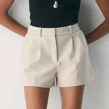 Aritzia Women's Babaton Pleated Mini Shorts
