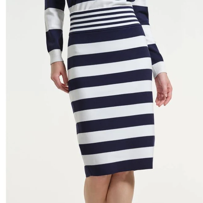 Isaac Mizrahi New York Women's Striped Knit Skirt