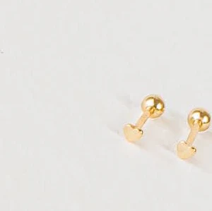 Caitlyn Minimalist Dainty Tiny Heart Stud Earrings in 18K Gold