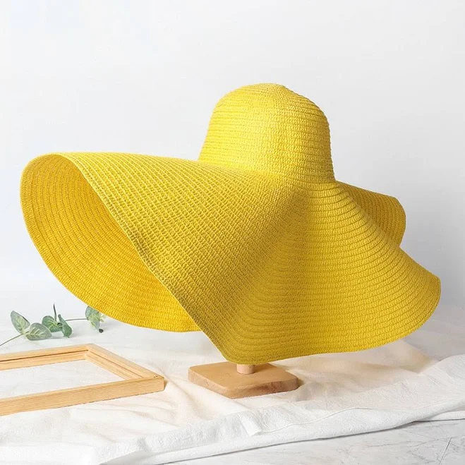 Wide-brim straw hat