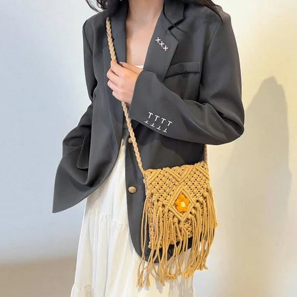 Women's Boho Tassel Straw Crossbody Bag