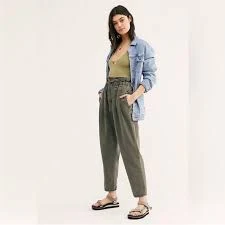 Free People Margate Pleated Paper Bag High Waisted Trousers Army Green Pants XS