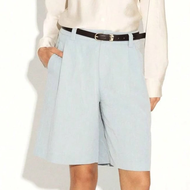 Women's High-Waisted Pleated Bermuda Shorts