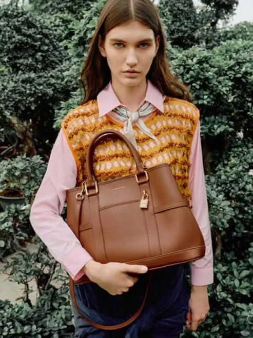 Elegant Leather Structured Tote Bag