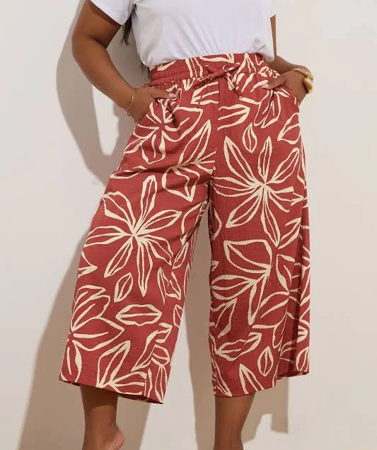 Yours Women's Plus Size Textured Floral Midaxi Culottes