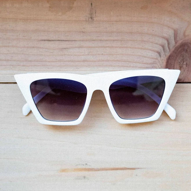 Diana Oversized Cat Eye Sunglasses