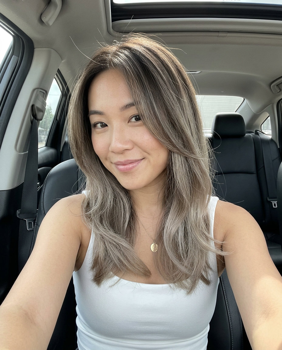 shoulder-length greige-blonde bob ombre with invisible layers and no bangs — chic sophisticated