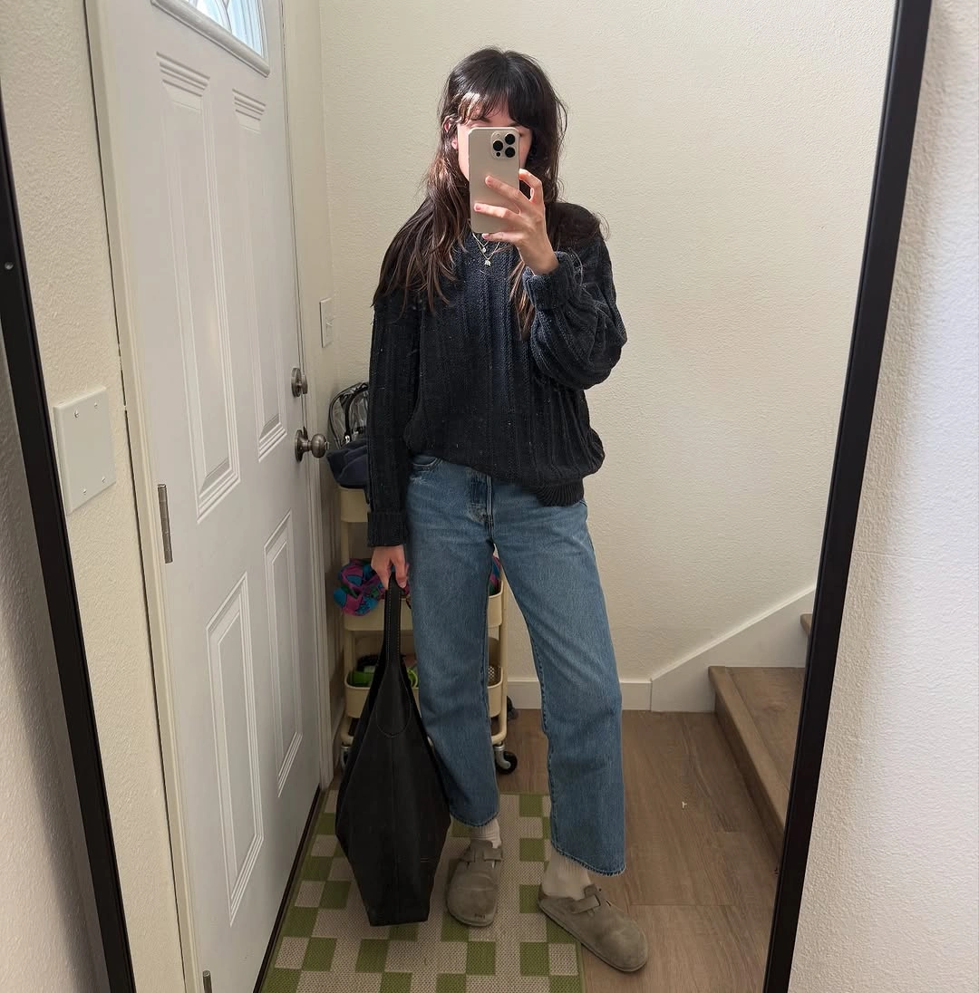 comfy fall outfits 2026 Dark Cardigan And Straight Jeans For Everyday Cozy Basics