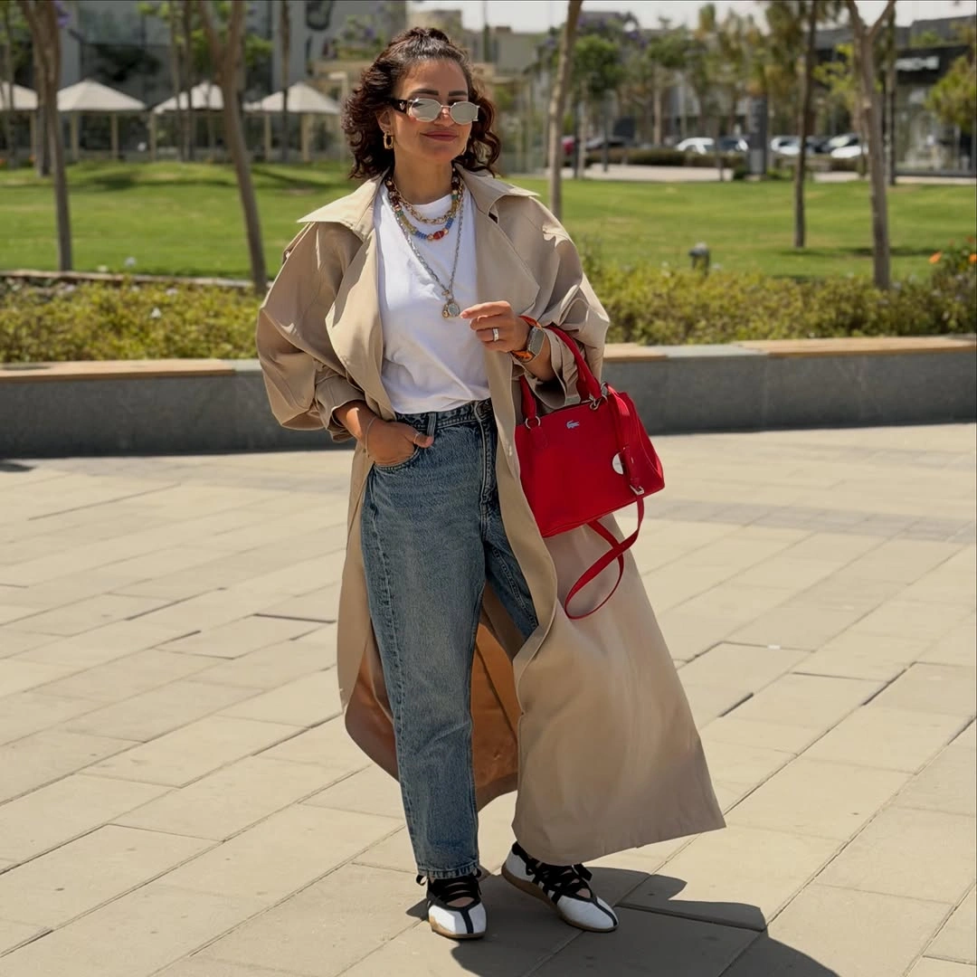 cozy & chic autumn outfits for women 2026 Classic Trench Coat Styling With a Fresh Pop of Color
