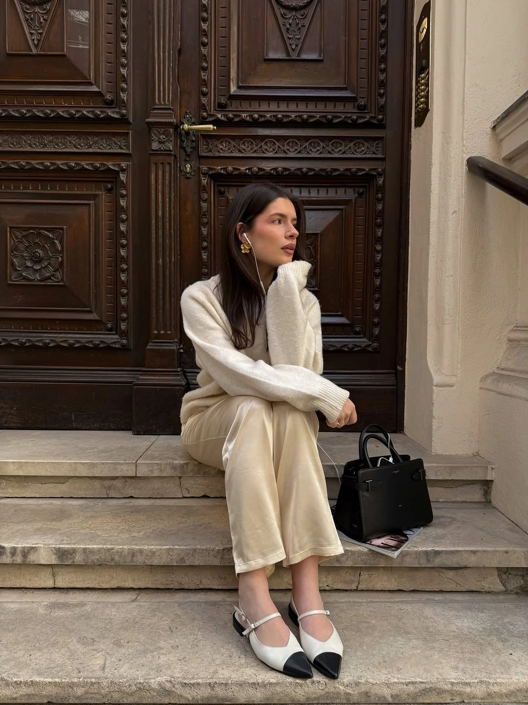 early fall outfits 2026 Soft Cream Monochrome With Parisian Elegance
