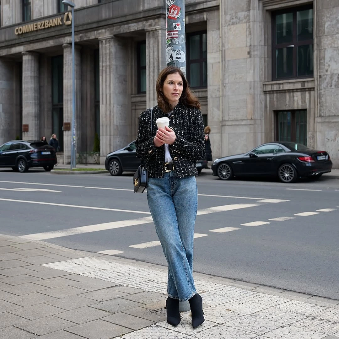 early fall outfits 2026 Classic Tweed Meets Relaxed Denim For Everyday Elegance
