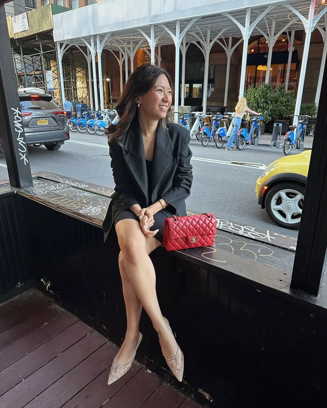 Early fall outfits ideas 2026 Sharp Blazers And Mini Dresses For City Evenings