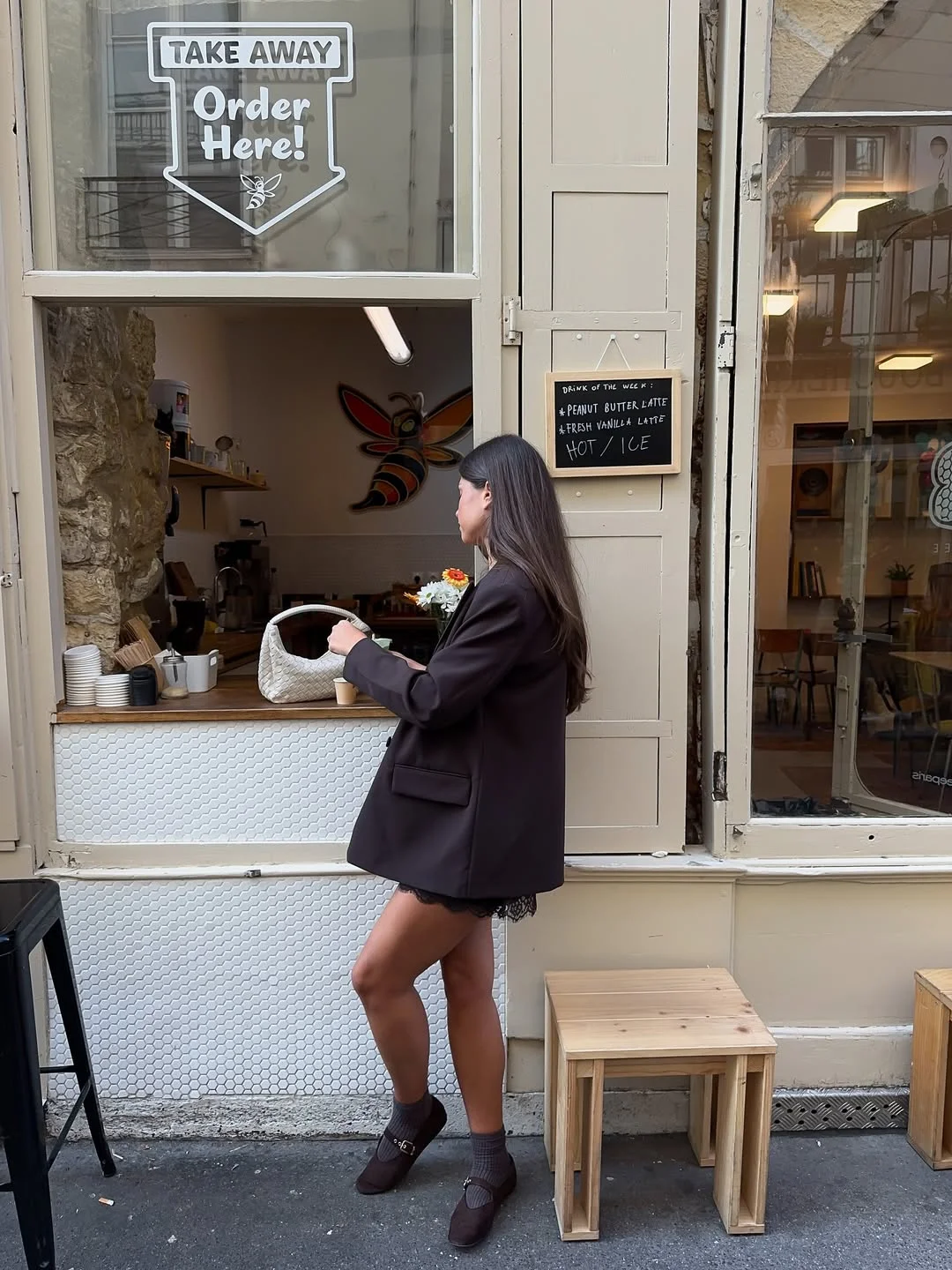 Early fall outfits ideas 2026 Oversized Blazers And Bare Legs For CafΓ© Runs