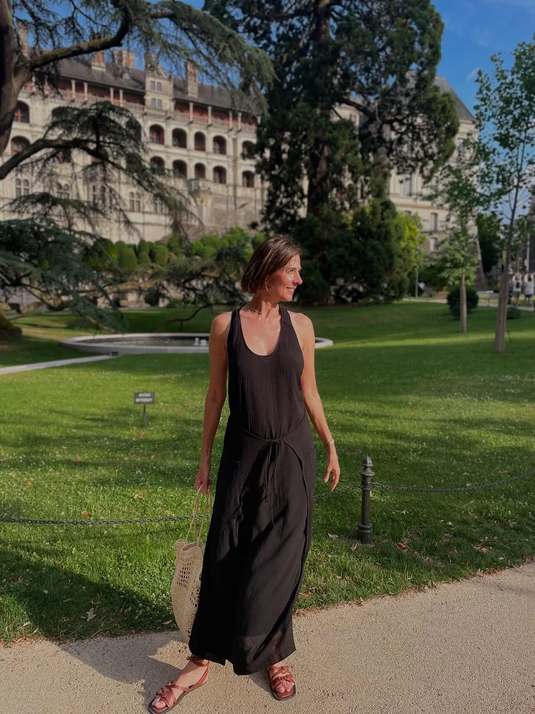 early summer outfits 2026 Flowing Black Maxi Dresses That Never Go Out of Style