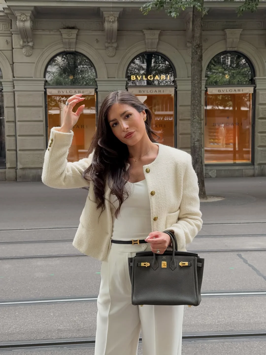 elegant fall office outfits 2026 Cream Tailoring and Luxe Texture for a Refined Workday Look