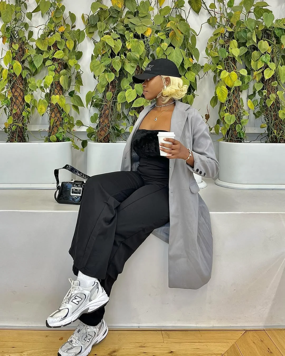 fall 2026 outfits for black women Blazer and Sneakers for Modern City Style
