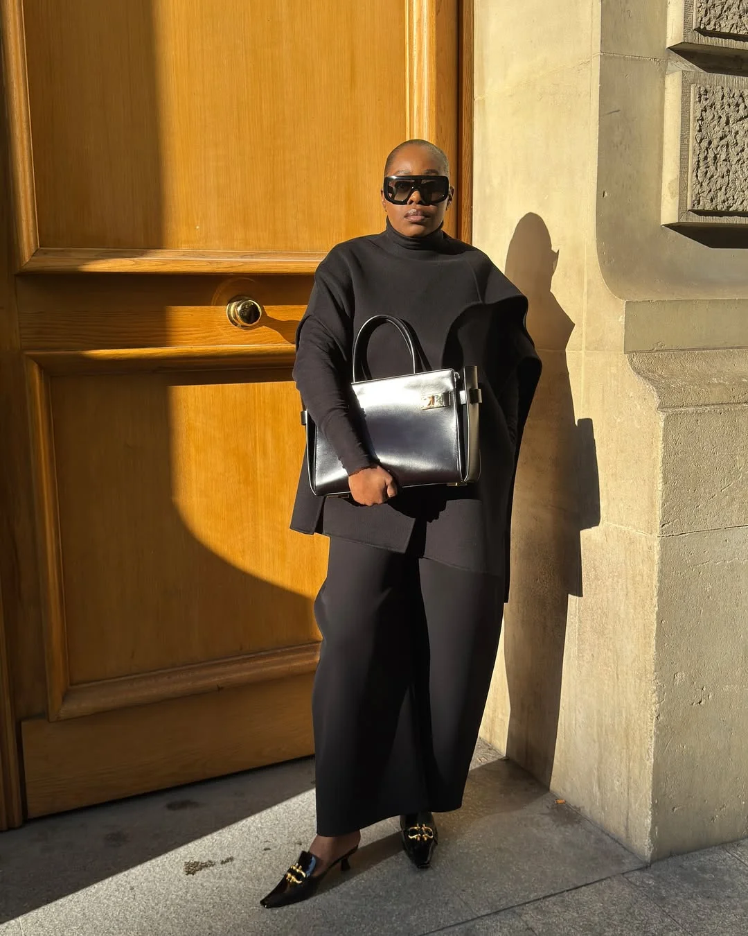 fall 2026 outfits for black women Modern Minimalism in Monochrome Black