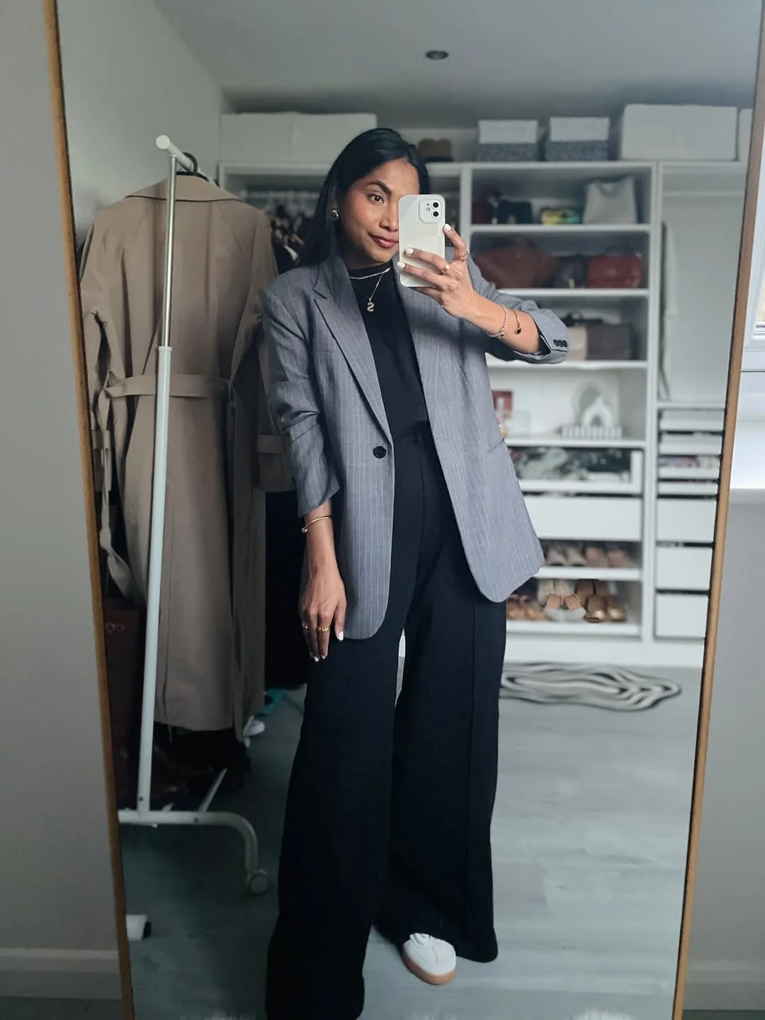 Fall blazer outfit inspo 2026 Relaxed Gray Blazer Styling for Everyday Workwear