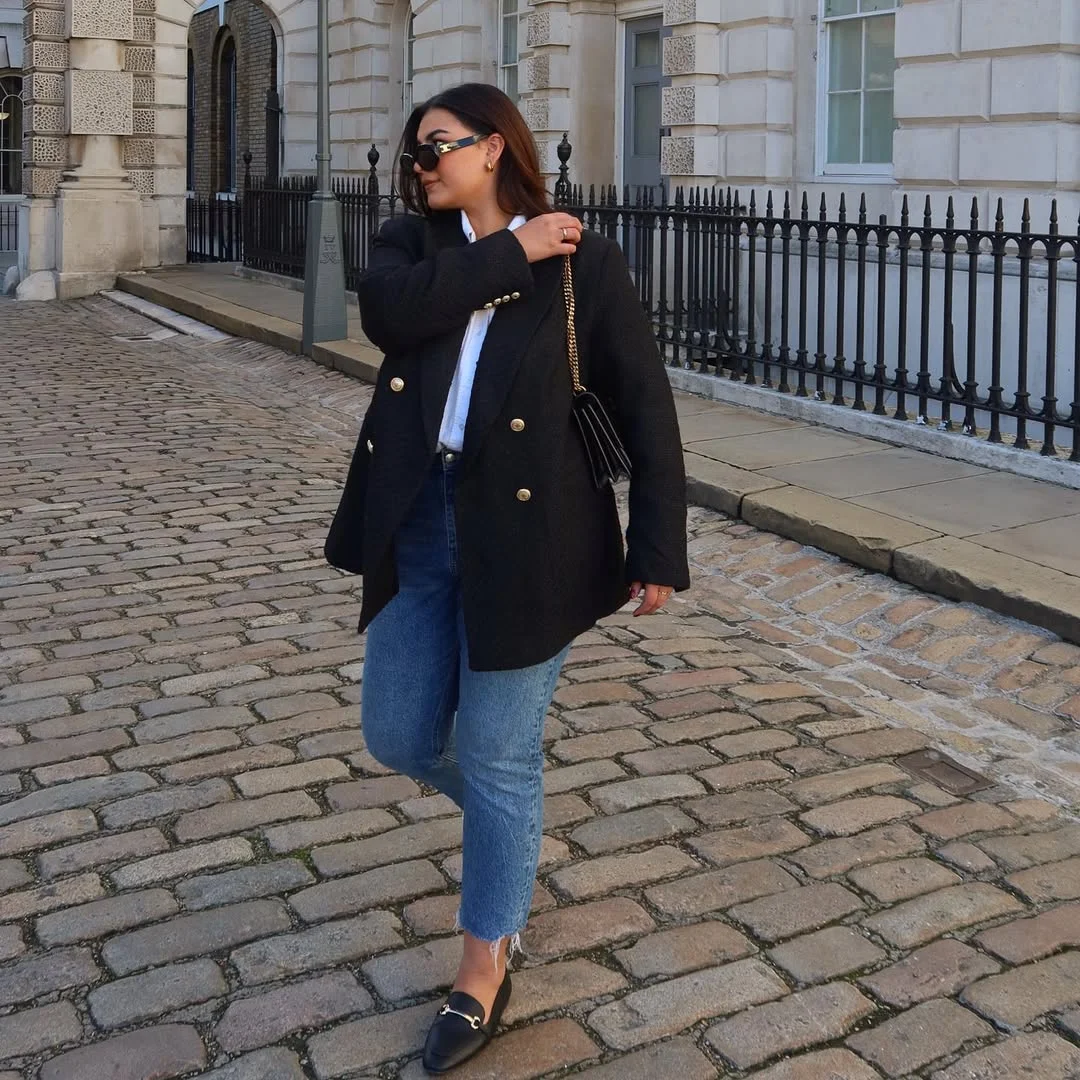 Fall blazer outfit inspo 2026 Double Breasted Black Blazer With Straight Leg Denim