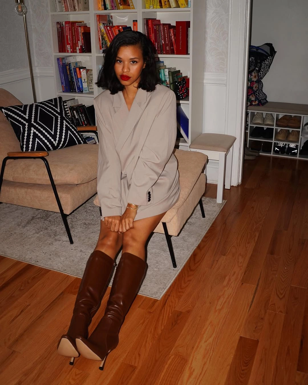 fall date night outfits 2026 An Oversized Blazer Dress with Knee-High Boots for Quiet Luxury