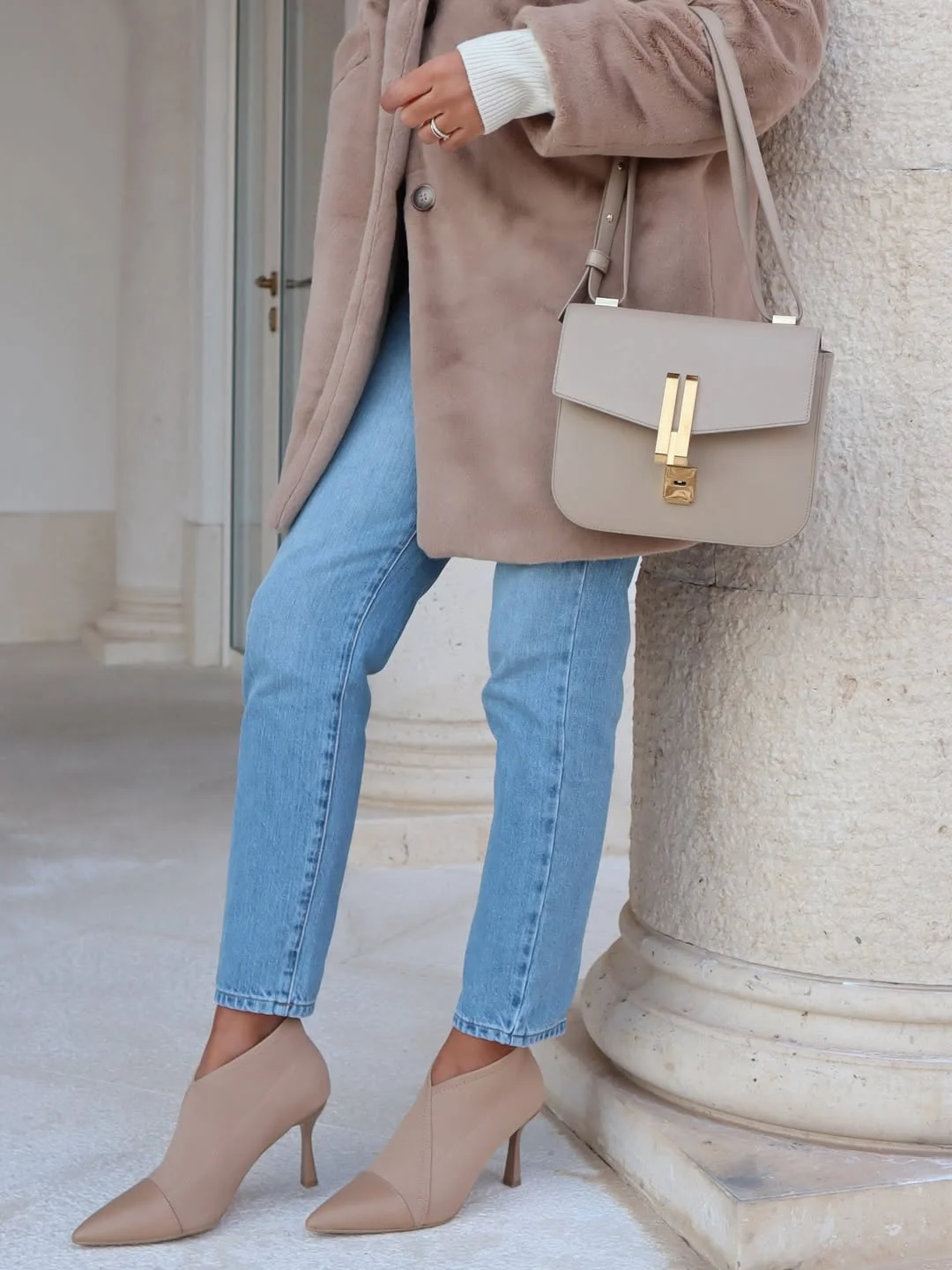 fall denim outfits for women 2026 Soft Beige Layers Make Light Denim Feel Sophisticated