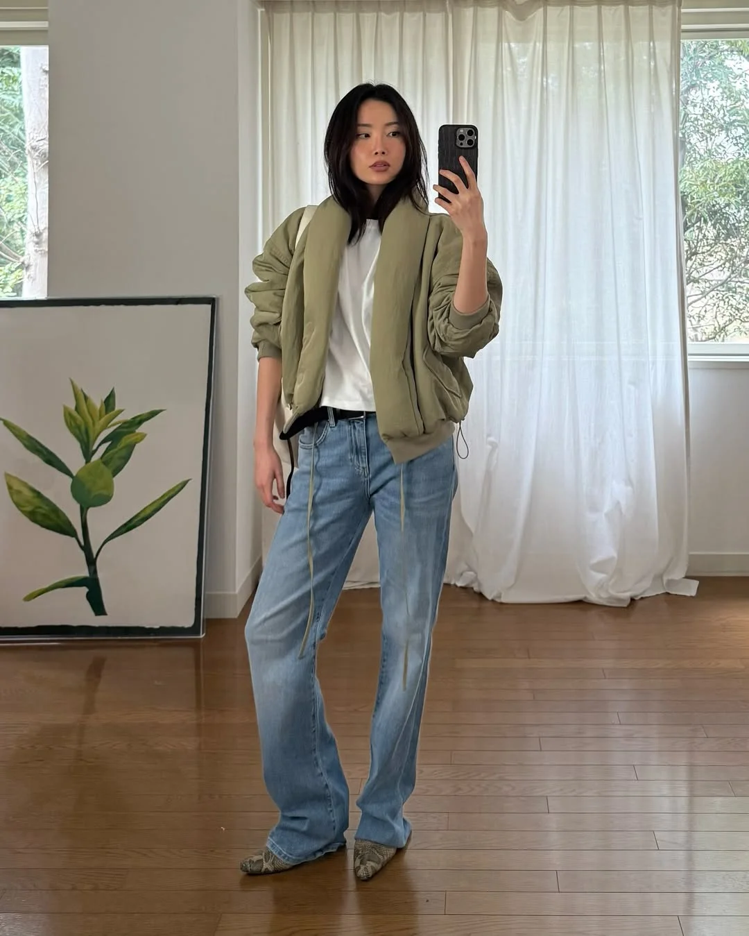 fall denim outfits for women 2026 Relaxed Bomber Jackets Make Straight-Leg Denim Feel Modern Again