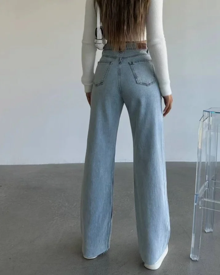 fall denim outfits for women 2026 Ultra Wide-Leg Denim Is Becoming The Statement Piece Of 2026